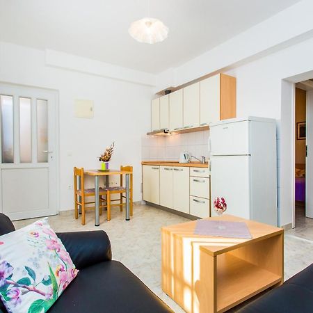 Apartments Lavanda 1 Njivice Εξωτερικό φωτογραφία