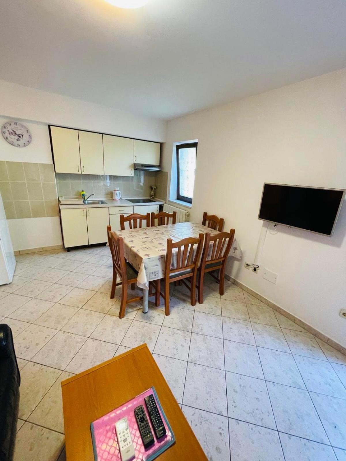 Apartments Lavanda 1 Njivice Εξωτερικό φωτογραφία
