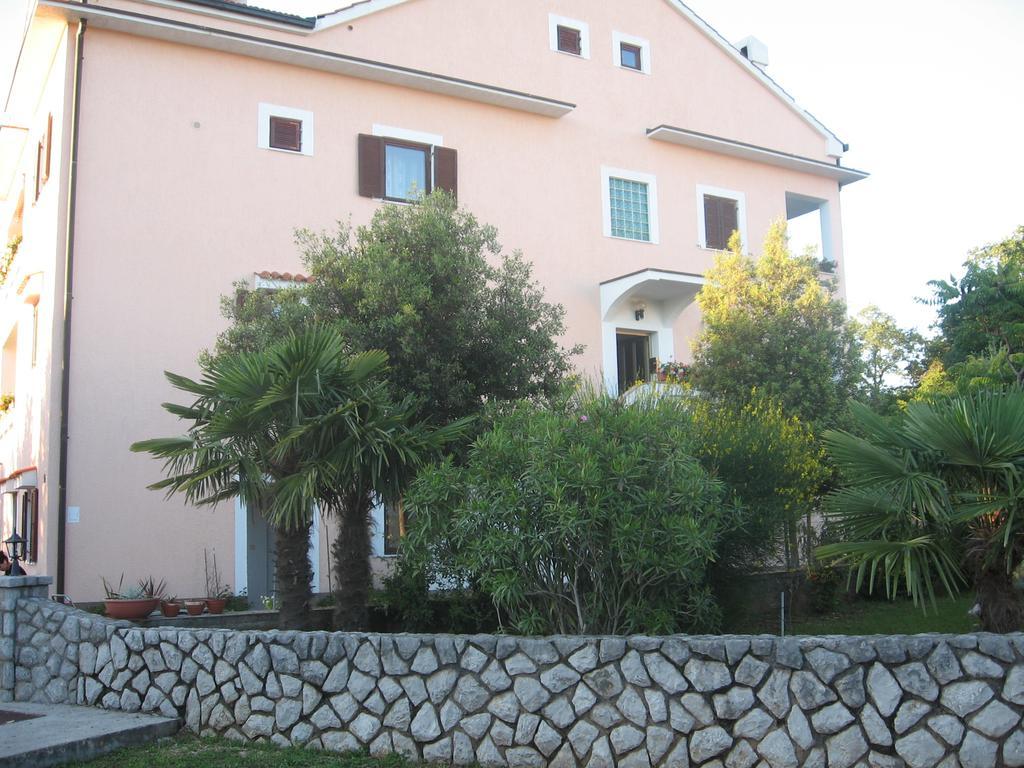 Apartments Lavanda 1 Njivice Εξωτερικό φωτογραφία