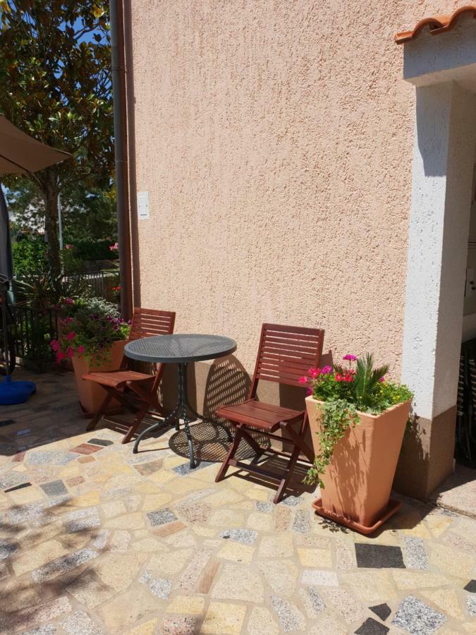 Apartments Lavanda 1 Njivice Εξωτερικό φωτογραφία